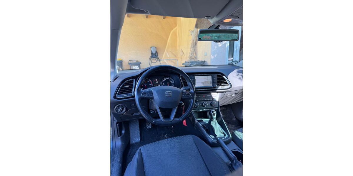 Seat Leon 82.000 km 12.500 &euro; Hardthausen 74239