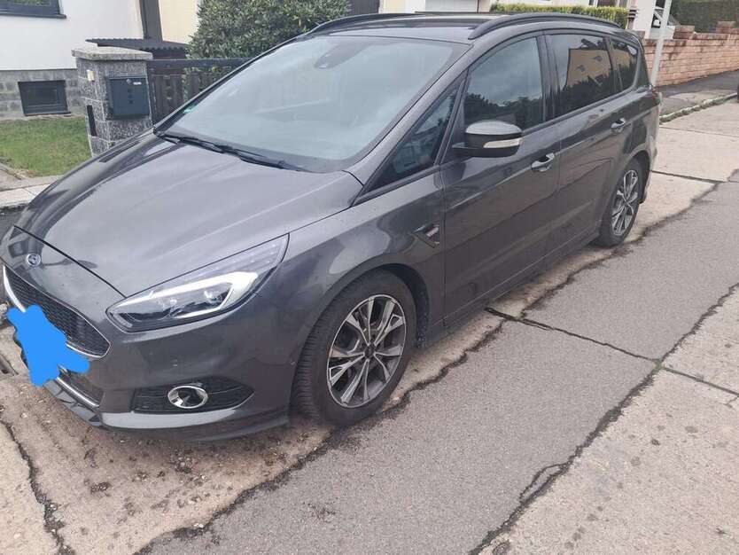 S-Max