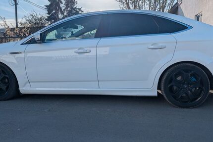 Ford Mondeo 75.000 km 15.600 &euro; Saalfeld 07318