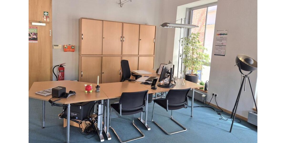 Gewerbeobjekt Esens - 1.850&euro; | Angebot:26532234