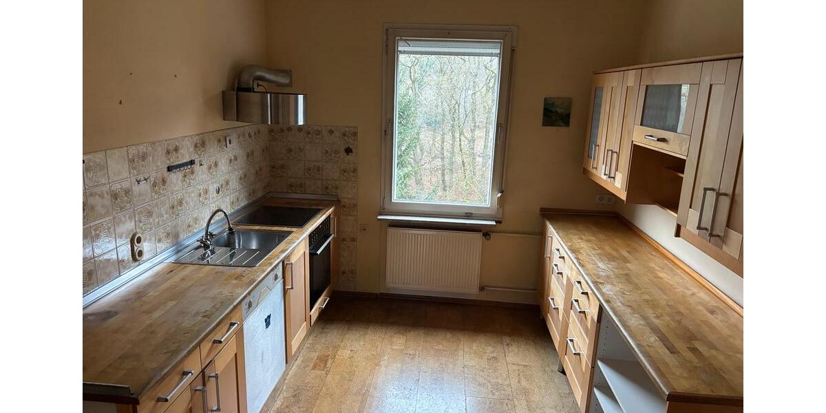 Doppelhaushälfte Solingen - 7 Zimmer, 166 m&sup2;, 290.000&euro; | Angebot:25048887