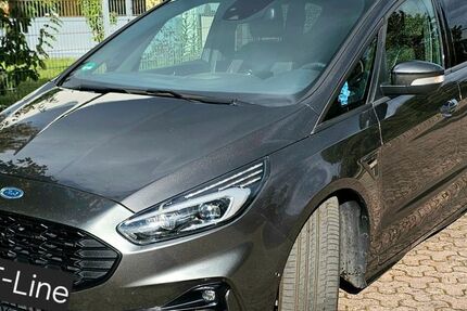 Ford S-Max 126.000 km 22.900 &euro; Köln 50765