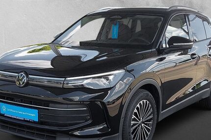 VW Tiguan 10.199 km 36.990 &euro; Gotha 99867