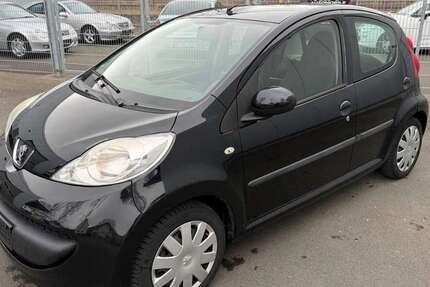 Peugeot 107 151.144 km 1.790 &euro; Finnentrop 57413