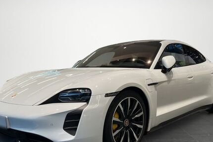 Porsche Taycan 57.600 km 79.880 € Friedrichshafen 88045