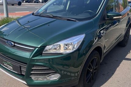 Ford Kuga 91.000 km 8.900 &euro; Nürnberg 90449