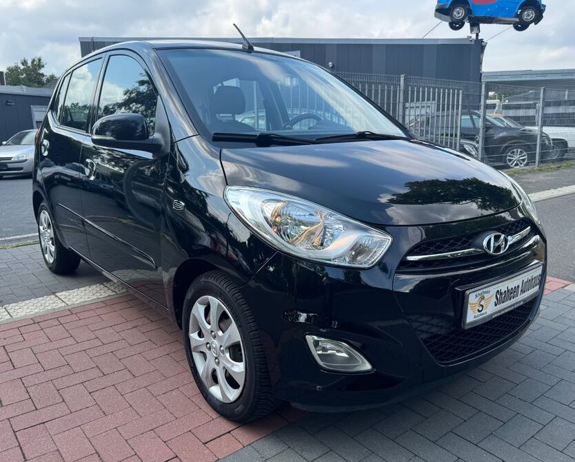i10