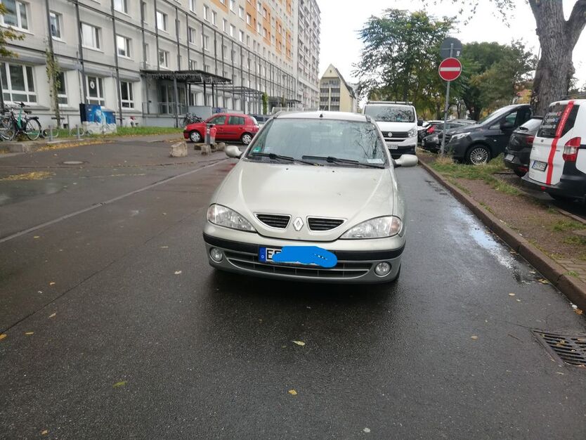 Renault Megane 123.979 km 1.350 € Erfurt 99089