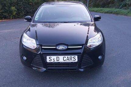 Ford Focus 75.000 km 5.999 &euro; Rastede-Wahnbek 26180