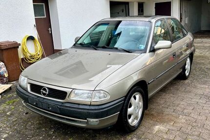 Opel Astra 78.208 km 2.000 &euro; Braunfels 35619