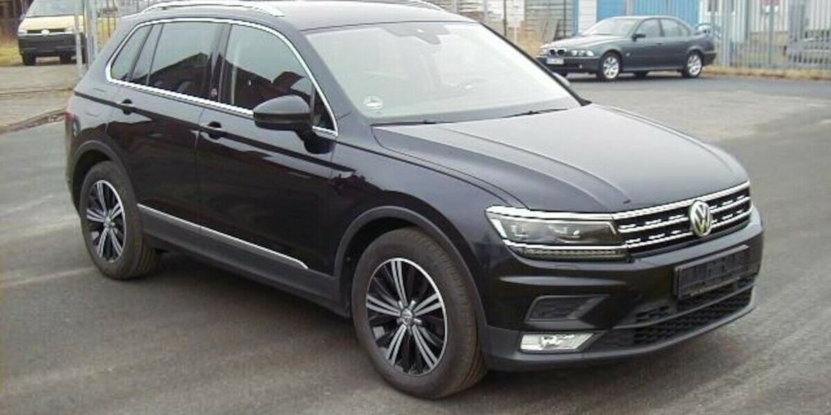 VW Tiguan 2.0 TDI Sound- Navi-ACC-AHK-LED-18Zoll 289.996 km 11.999 &euro; Wittmund 26409