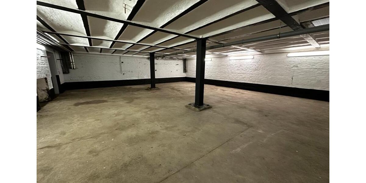 Ca 300 qm Gewärbefläche in 15711 KW zu vermieten zimmer