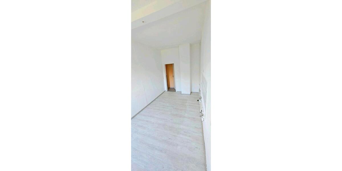 Helle 2 Zimmer Wohnung in Crimmitschau zu vermieten 2 zimmer