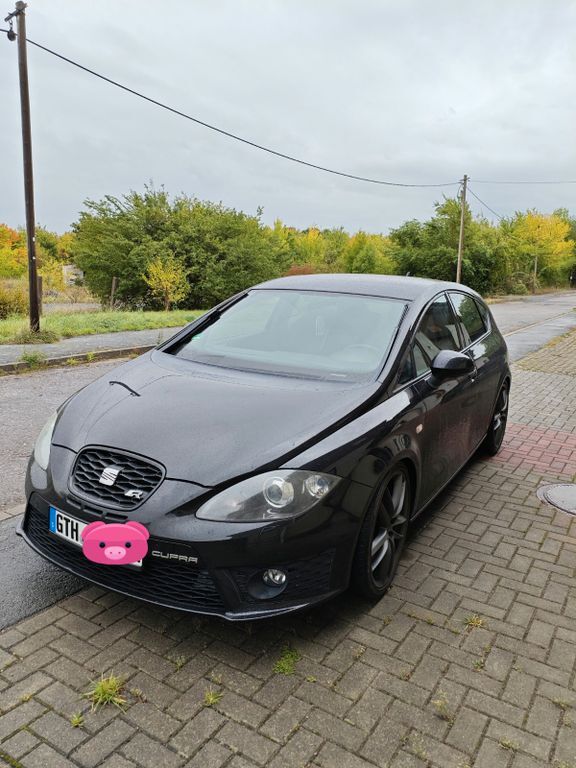 Seat Leon 124.500 km 9.500 € Gotha 99867