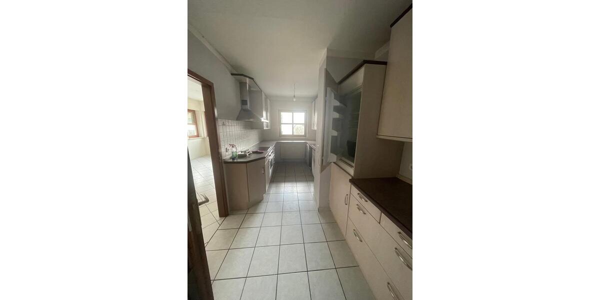 Etagenwohnung Schlüchtern - 3 Zimmer, 93 m&sup2;, 850&euro; | Angebot:26386394