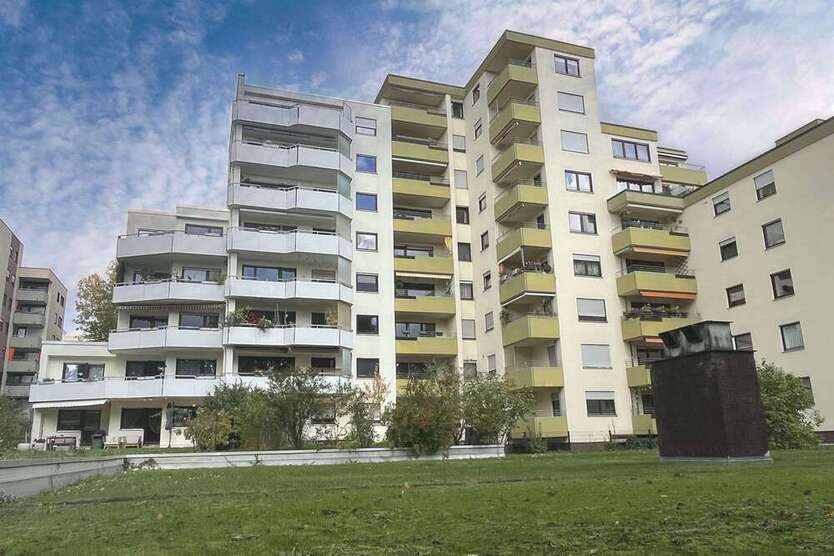 Wohnung zum Kaufen in Stuttgart 198.000 € 53 m²