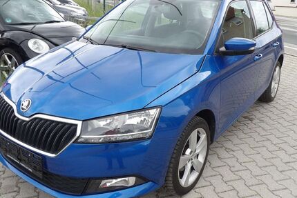 Skoda Fabia 50.000 km 10.499 &euro; Bautzen 02625