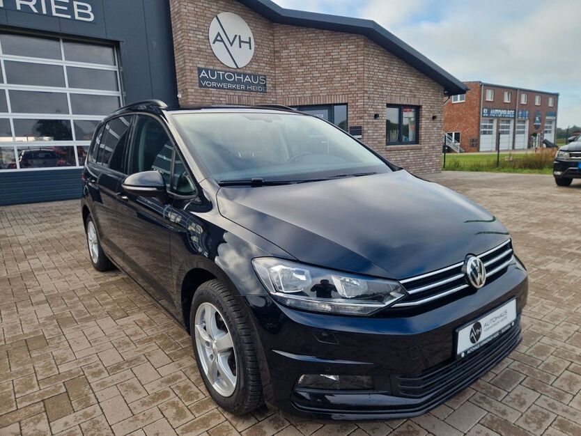 VW Touran 127.490 km 19.450 € Sulingen 27232
