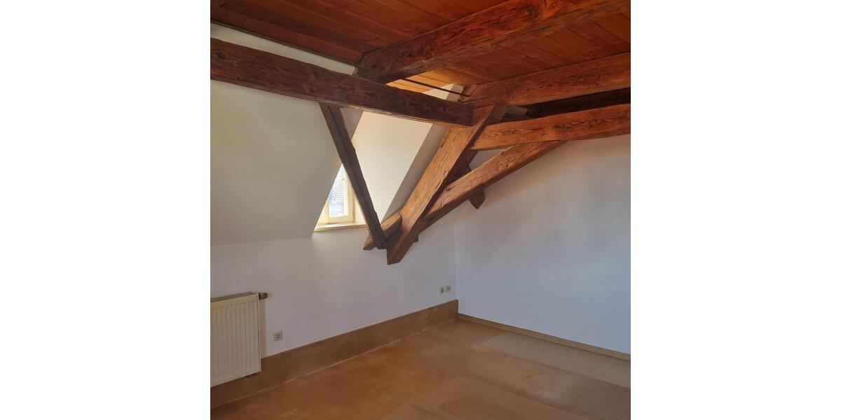 Dachgeschoßwohnung Wassertrüdingen - 2 Zimmer, 45 m&sup2;, 380&euro; | Angebot:26596690