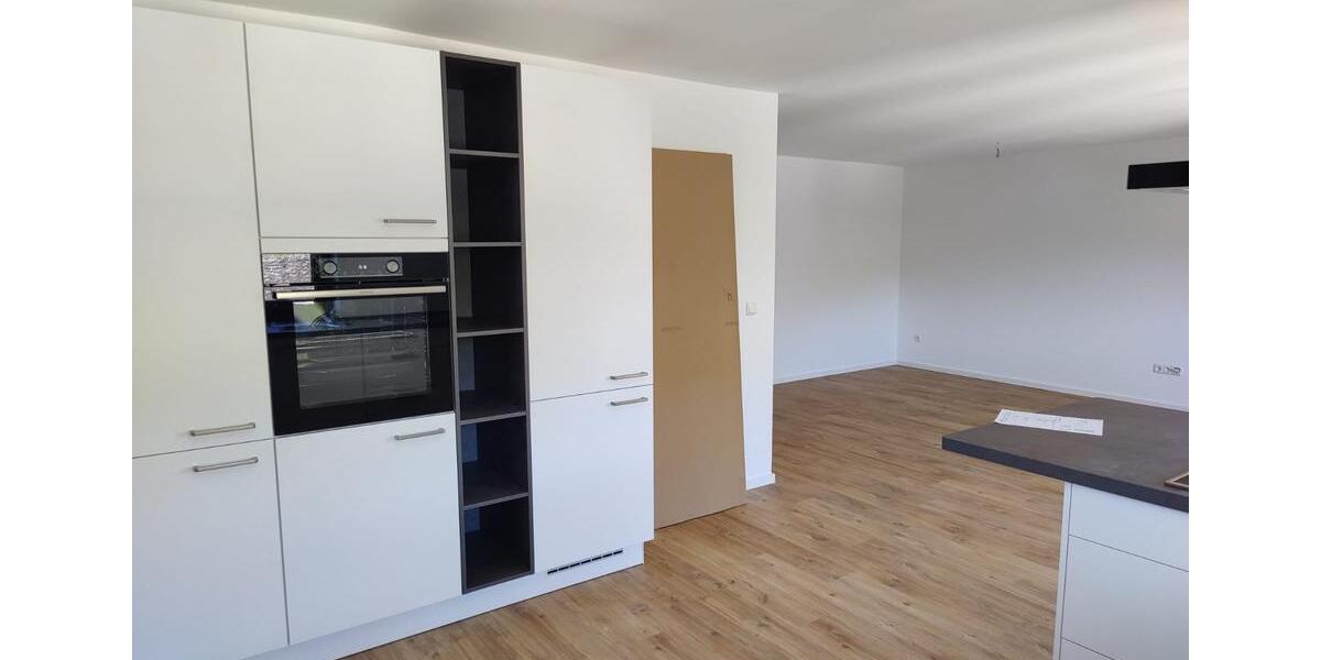 Dachgeschoßwohnung Briedel - 1 Zimmer, 120 m&sup2;, 720&euro; | Angebot:26099019