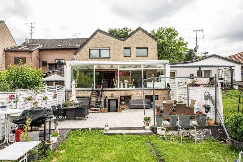 Haus zum Kaufen in Hürth 1.149.000 € 210 m²