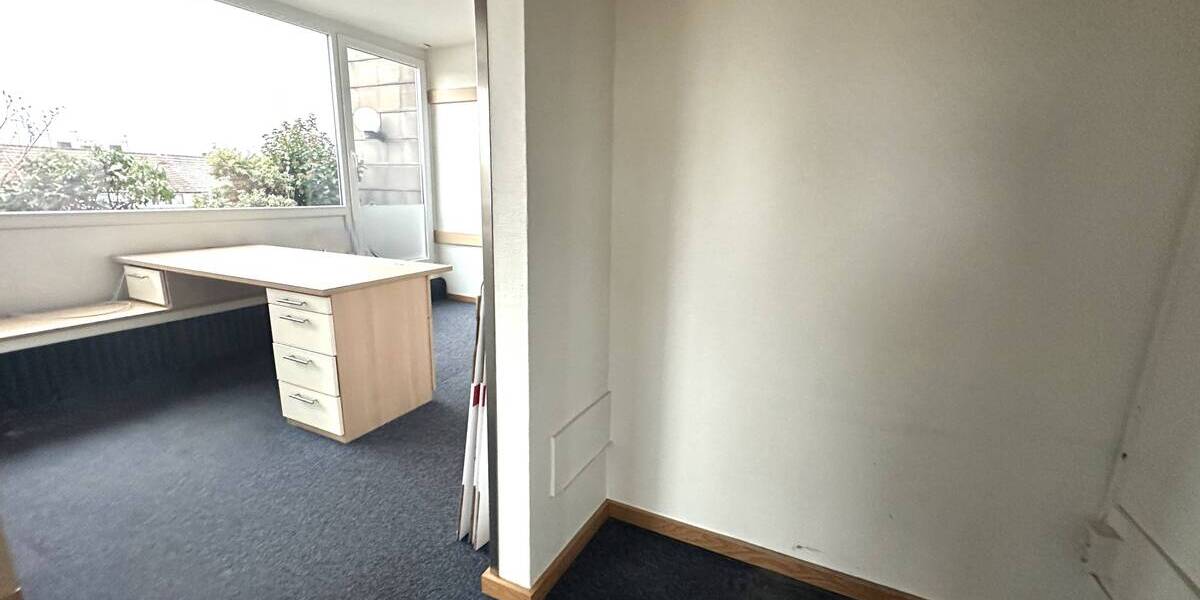 Gewerbeobjekt Düren - 3 Zimmer, 88 m&sup2;, 199.000&euro; | Angebot:23961467