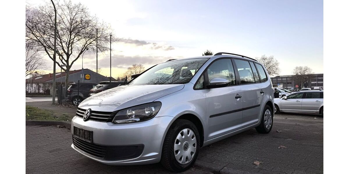 VW Touran 211.550 km 3.490 &euro; Paderborn 33102