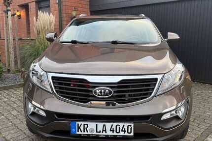 Kia Sportage 122.000 km 10.400 &euro; Krefeld 47809