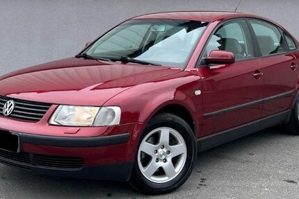 VW Passat 174.300 km 8.000 € Berlin 13127