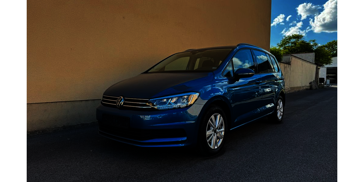 VW Touran 89.900 km 23.500 &euro; Schweinfurt 97424