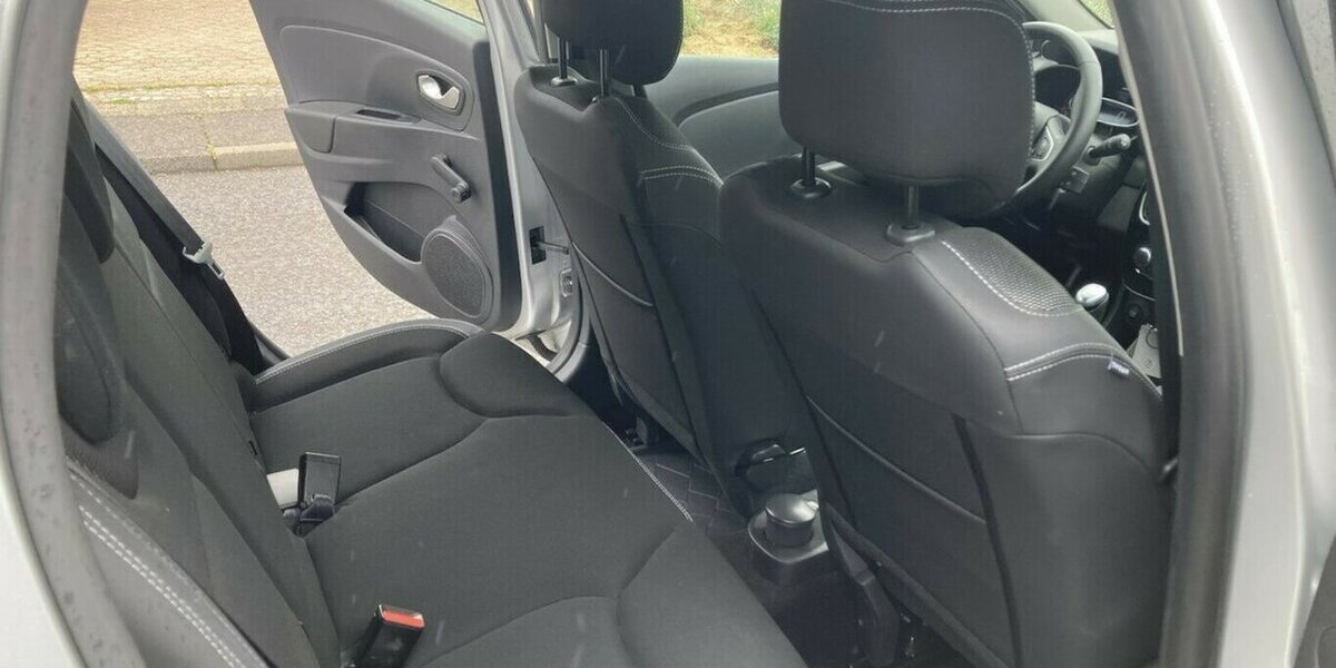 Renault Clio GT Bose Klima Navi 21.tkm ServNeu GARANTIE 21.000 km 12.900 &euro; Erftstadt 50374