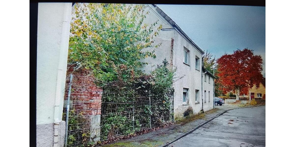 Mehrfamilienhaus, Wohnhaus Bad Driburg - 6 Zimmer, 280 m&sup2;, 75.000&euro; | Angebot:26939959