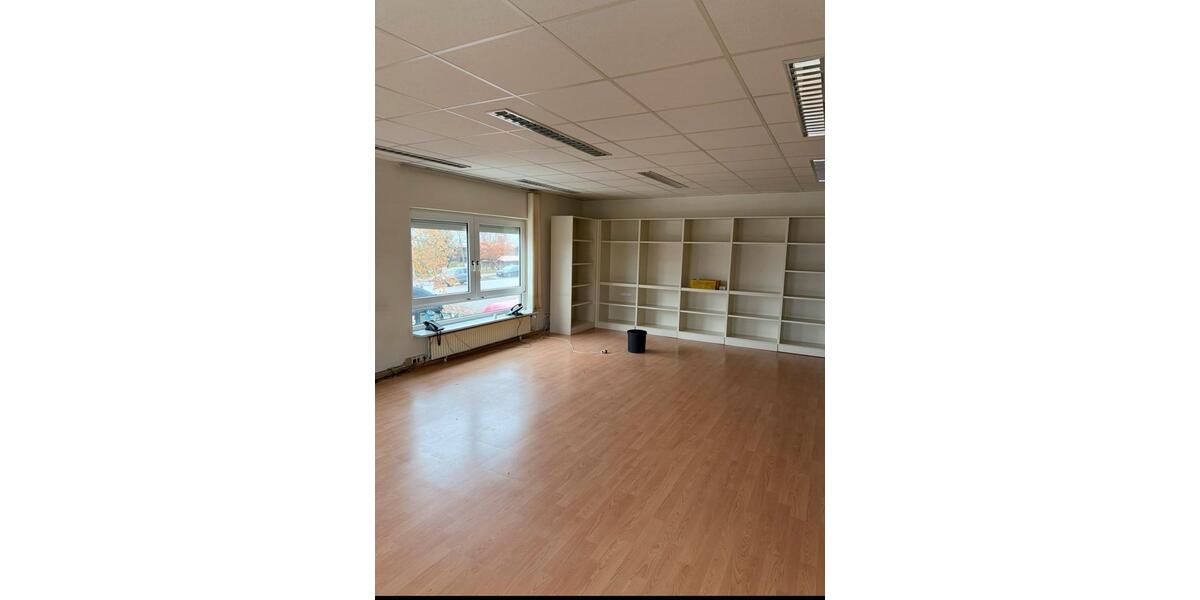 Gewerbeobjekt Bad Oldesloe - 7&euro; | Angebot:25513019