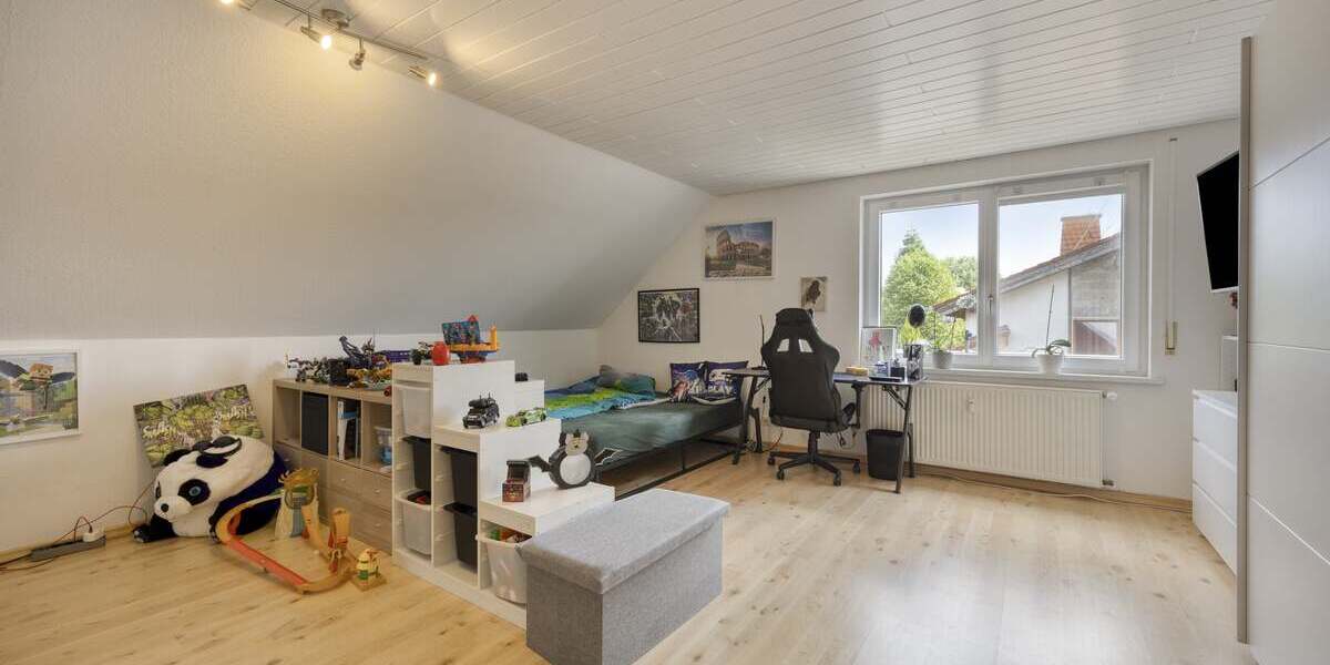 Freistehendes Einfamilienhaus mit Einliegerwohnung - Einliegerwohnung Staudt | Angebot:27120339