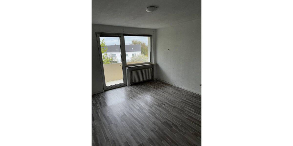 Etagenwohnung Detmold Innenstadt - 3 Zimmer, 81 m&sup2;, 900&euro; | Angebot:26820154