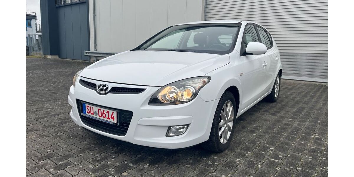 Hyundai i30 155.000 km 3.700 &euro; Remagen 53424