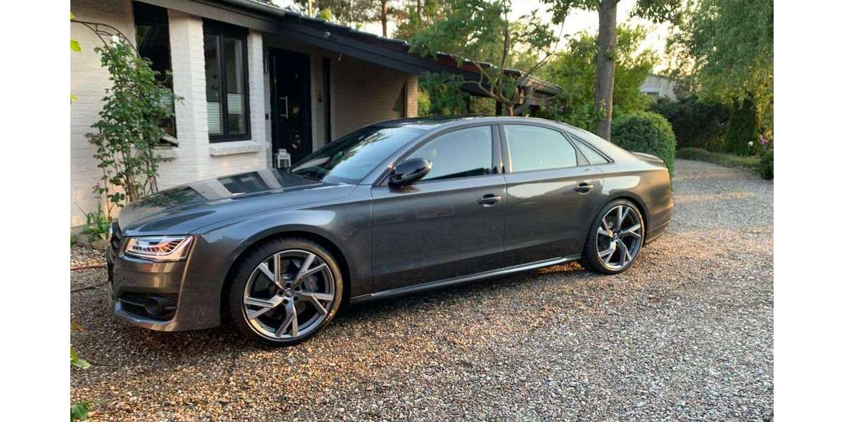 Audi S8 172.000 km 42.500 &euro; Lüdersdorf 23923