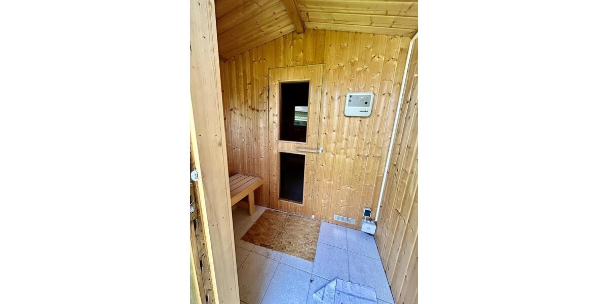 Etagenwohnung Hanau Kesselstadt - 3 Zimmer, 135 m&sup2;, 1.500&euro; | Angebot:26042751