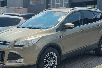 Ford Kuga 111.000 km 9.699 &euro; Kirchheimbolanden 67292