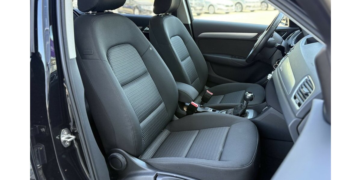 Audi Q3 2.0 TDI design Quattro DSG/LED/SHZ/NAVI/TEMPO 38.700 km 19.900 &euro; Villingen-Schwenningen 78054
