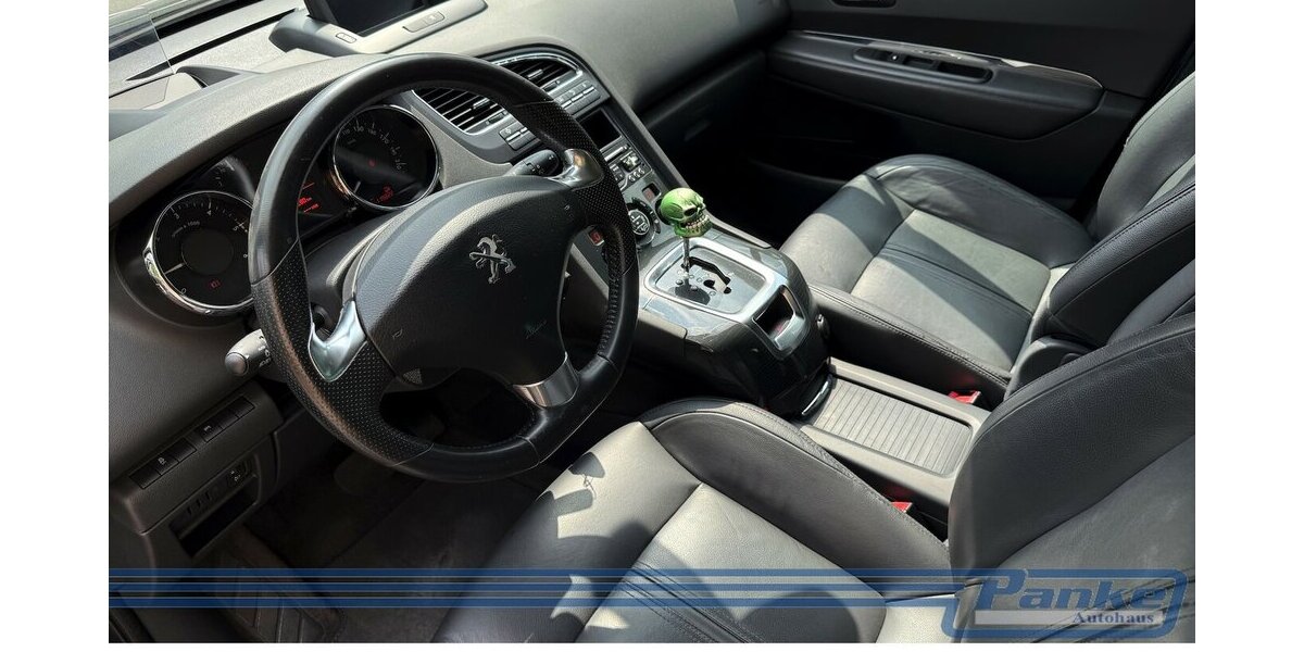 Peugeot 5008 Allure*HU-D*Pano*R-Cam*LED-T*Video*SHZ* 119.822 km 9.990 &euro; Berlin 13187