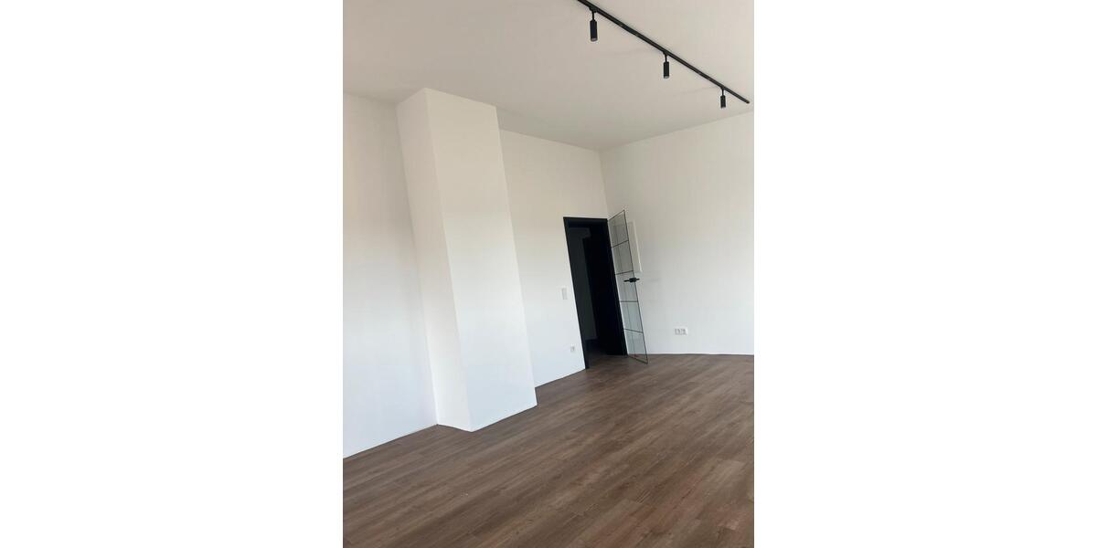 Dachgeschoßwohnung Alsfeld - 3.5 Zimmer, 85 m&sup2;, 900&euro; | Angebot:26110685