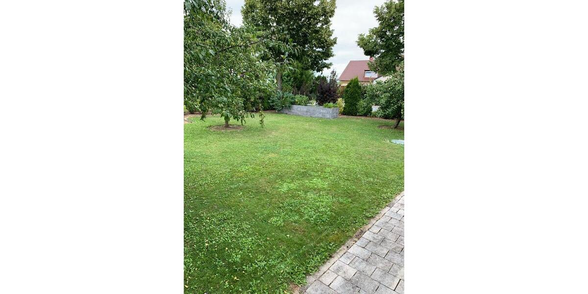 Bungalow Aiterhofen - 4 Zimmer, 117 m&sup2;, 1.250&euro; | Angebot:26343557