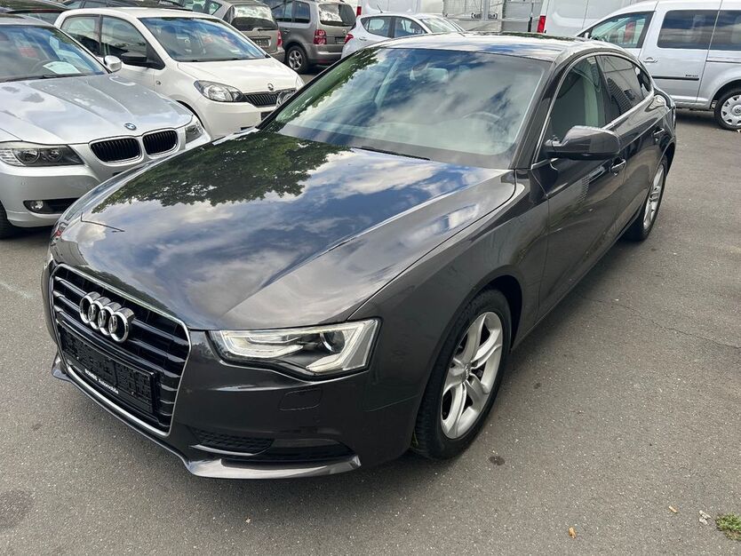 Audi A5 128.000 km 15.890 € Nürnberg 90439