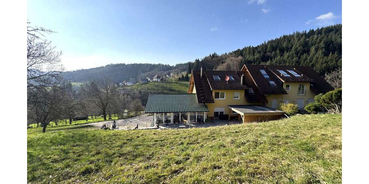 Etagenwohnung Bühlertal - 3 Zimmer, 141 m&sup2;, 580.000&euro; | Angebot:26450094