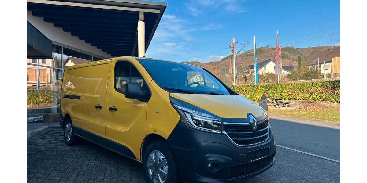 Renault Trafic 49.200 km 13.950 &euro; Finnentrop 57413