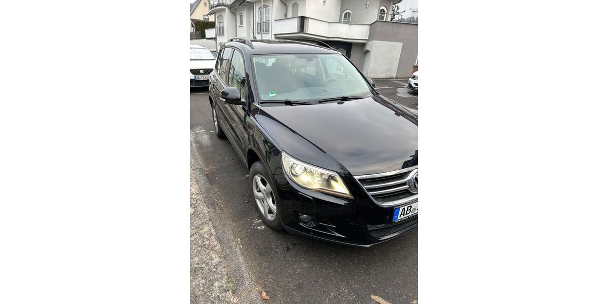 VW Tiguan 171.000 km 9.900 &euro; Laufach 63846