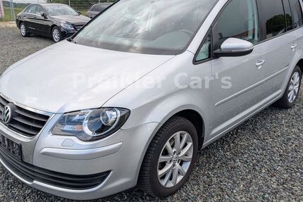VW Touran 83.700 km 6.490 &euro; Ebersdorf b. Coburg 96237