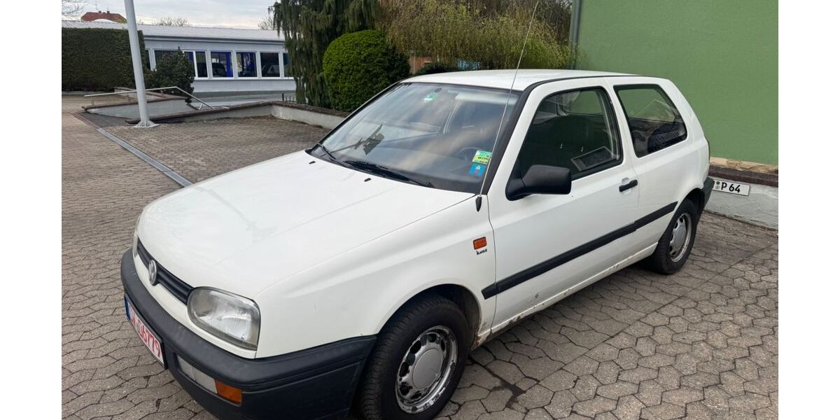VW Golf 111.000 km 1.999 &euro; Schweinfurt 97422
