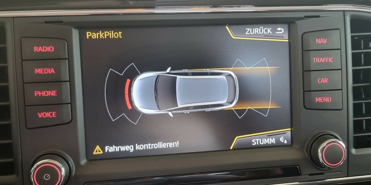Seat Leon ST Style LED Navi DSG PDC 2.Hand 158.500 km 11.450 &euro; Garrel 49681